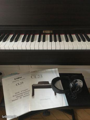 Piano KAWAI CL25
