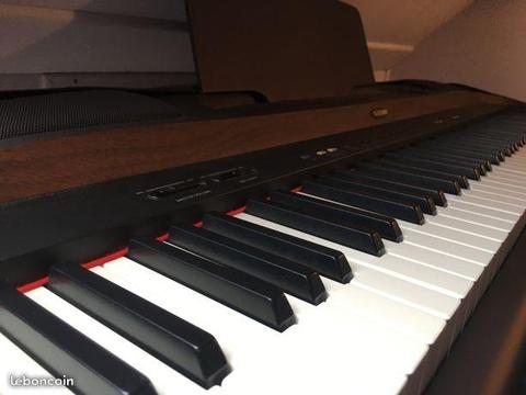 Piano numérique Suzuki