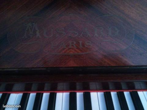 Piano droit Mussard