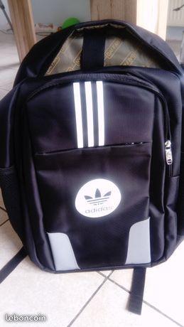 Sac à dos addidas neuf