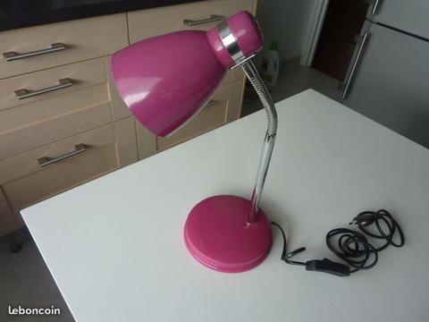 Lampe de bureau rose