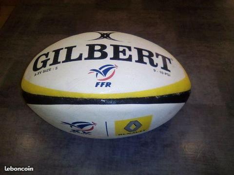 Ballon de rugby Gilbert Renault