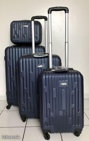Lot de 4 valises neuves Worldline by Airtex