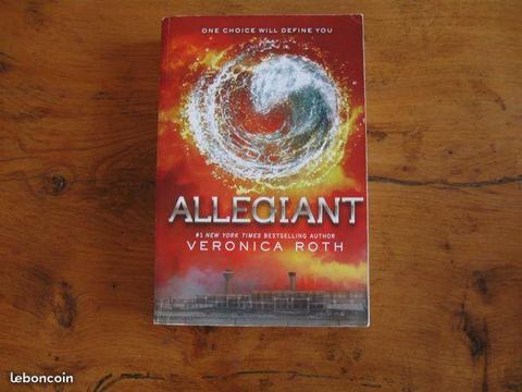 Livres anglais : ALLEGIANT de Véronica Roth AS078