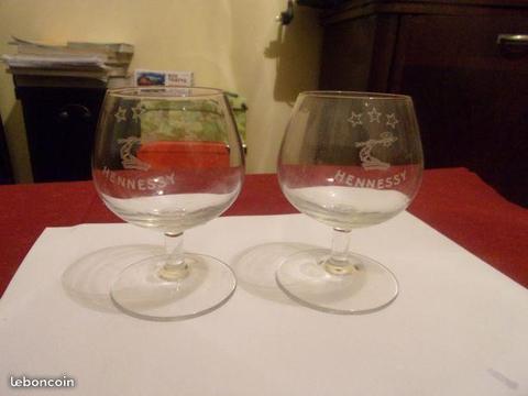 2 verres en cristal Hennesy années 50 ou 60