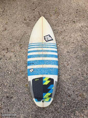 Surf shortboard 5,10,, + Fins FCS AM-3
