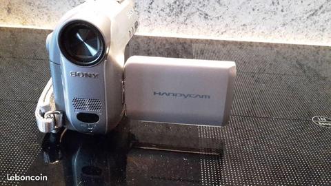 Caméscope numérique SONY DCR-HC17E