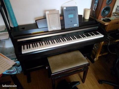 Piano Clavinova CLP-240