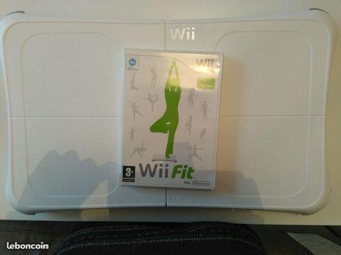 Wii board + jeu Wii fit