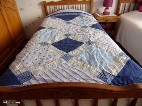 Couvre lit pour 1 personne 180x220 cm bleu neuf