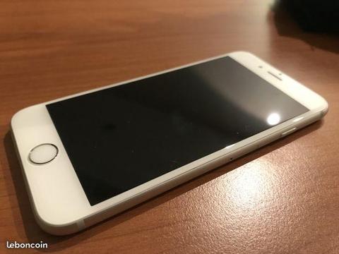 IPhone 6s 16 très bon état neuf silver Apple sim