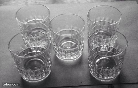 Lot de 5 verres à Wisky en cristal massif