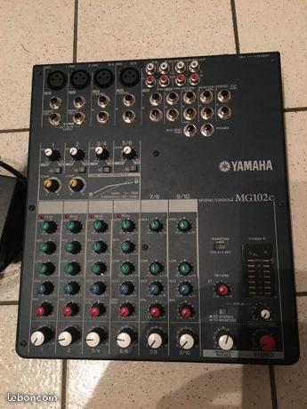 Table de mixage YAMAHA MG 102 c