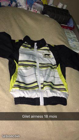 Gilet airness taille 18 mois