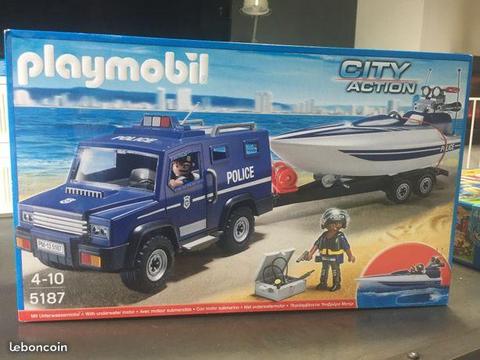 Fourgon et bateau police playmobil 5187