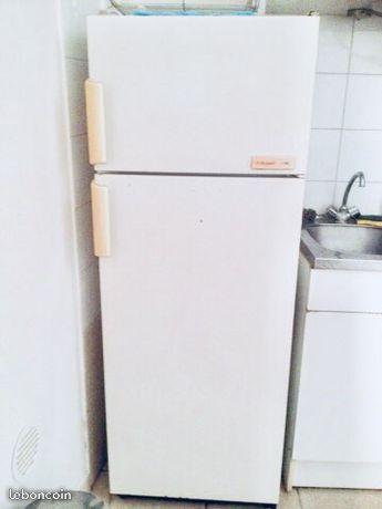 Frigo réfrigérateur congélateur