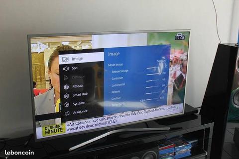 Smart TV Samsung 145 cm Ultra HD 4K sous garantie