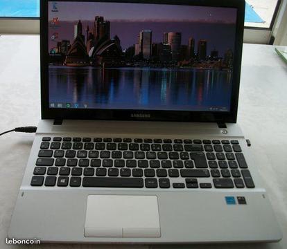 PC portable Samsung NP300E5E - Intel core i3