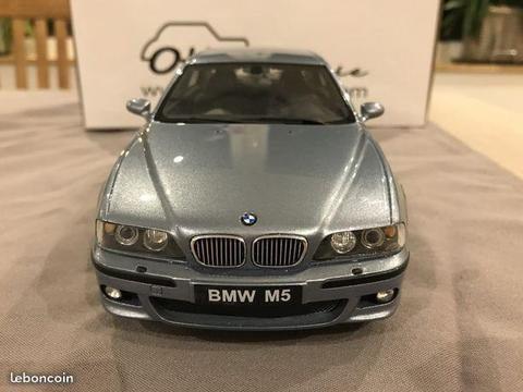 Miniature BMW M5 E39 Ottomobile 1/18