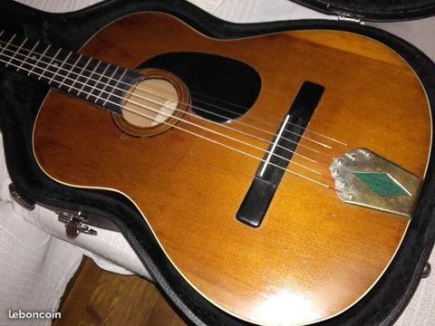 Guitare d'accompagnement B.Busato 1942