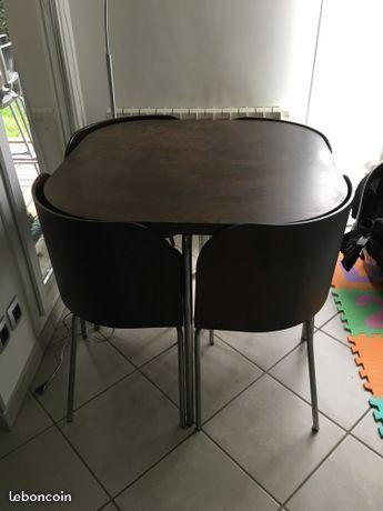 Table + 4 chaises Ikea Fusion