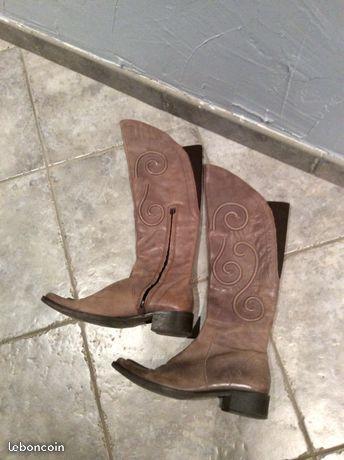 Bottes taupe 100%cuir