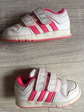 Baskets Adidas fille taille 21