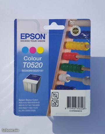 Cartouches d'encre couleur EPSON T0520