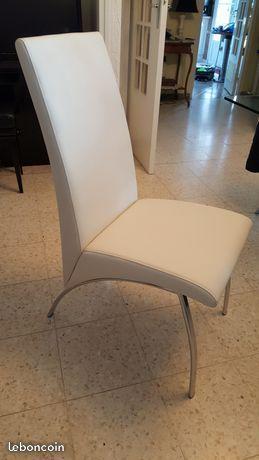 6 chaises blanches design simili cuir