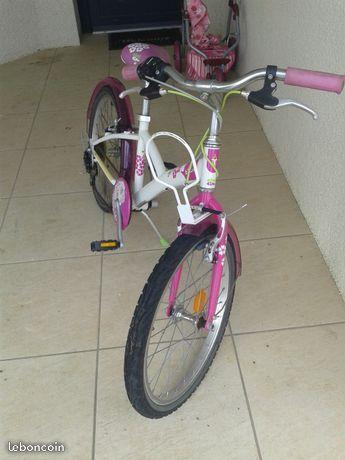 Vélo fille 6/8 ans