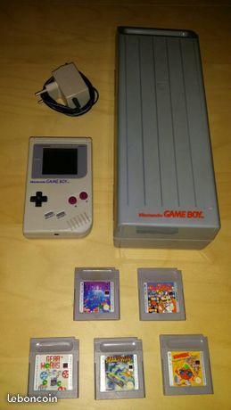 Nintendo GameBoy + 5 jeux + accessoires