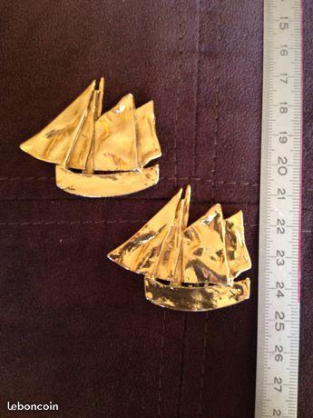 Boucles d'oreilles doré bateaux