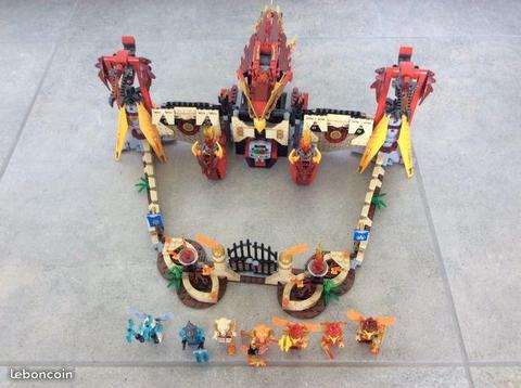 Temple du phoenix de feu Lego