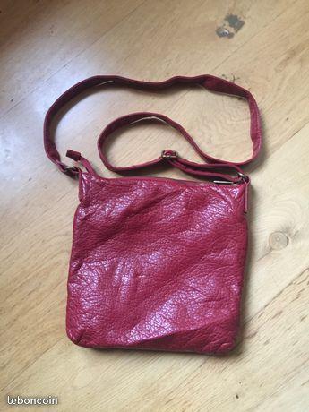 Sac rouge forever 21