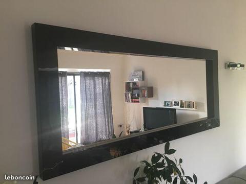 Meuble et miroir laqué noir