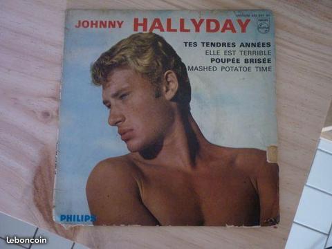 Lot de 7 vinyles Johnny Hallyday , proposez