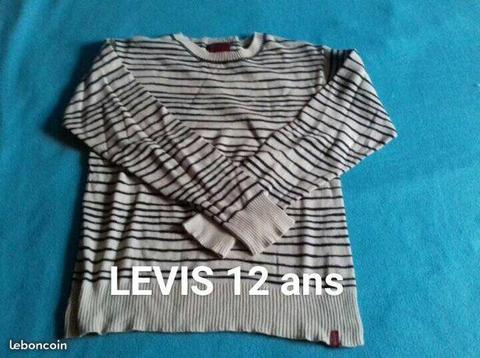 pull Levis