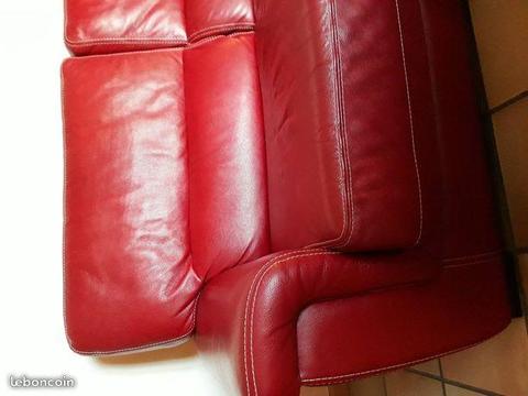 Canapé en cuir rouge 3 places