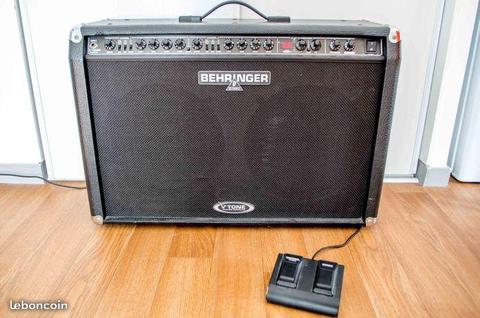 Ampli guitare Behringer 120W