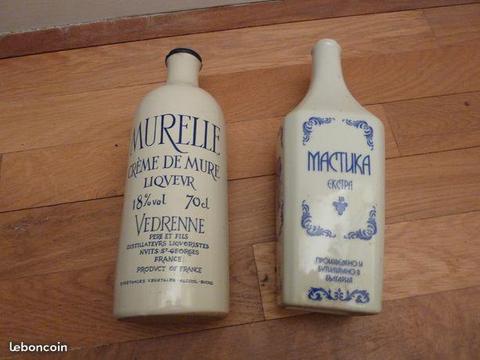2 bouteilles typiques collection porcelaine vintag