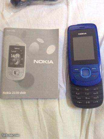 Nokia 2220 slide bleu