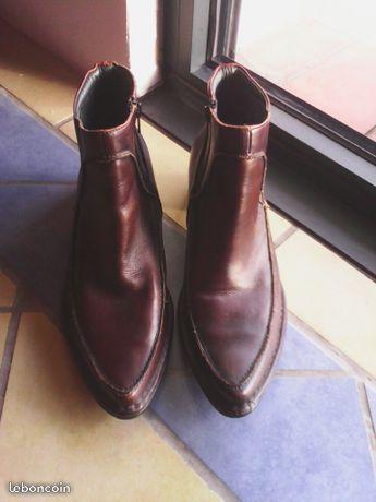 Boots cuir marron Pikolinos