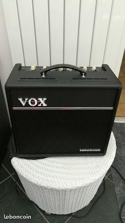 Ampli lampes + transistor Vox VT40+