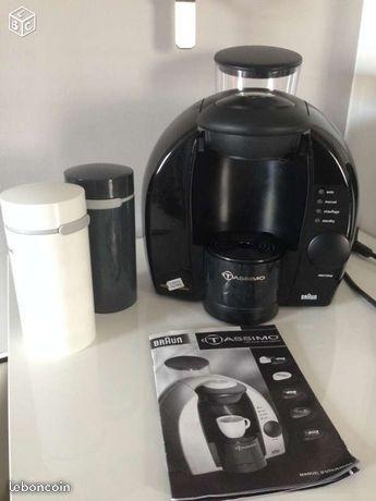 Machine à café Tassimo avec boites de rangement