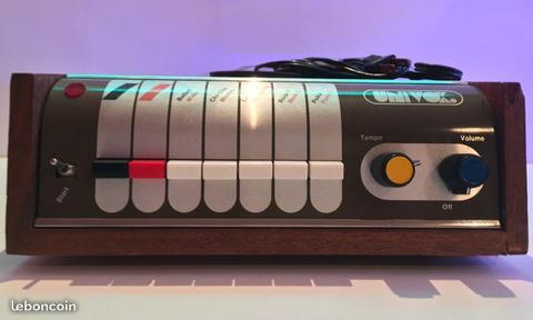 UNIVOX / KORG boite à rythme 60's excéllent état