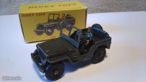 Jeep Willys DINKY Toys 816 80B avec chauffeur