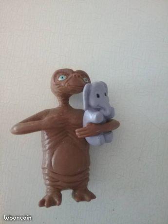 figurine E.T annee 1990 pvc