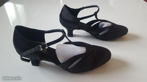 Chaussures danse latine (Salsa Bachata Kizomba)