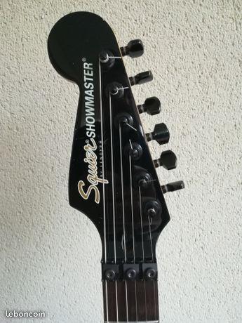 Guitare Squier Fender Showmaster HSS 2002
