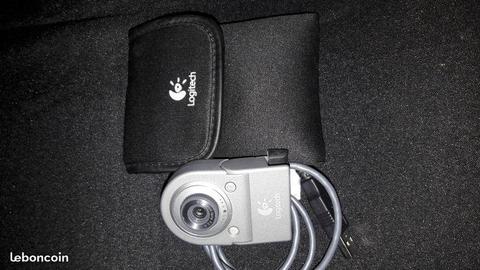 mini webcam LOGITECH pour portable